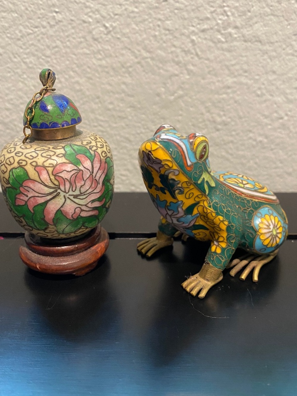 🪷Vintage Cloisonné Enamel Frog Figurine & Jar with Wood Base 🐸 Collectible